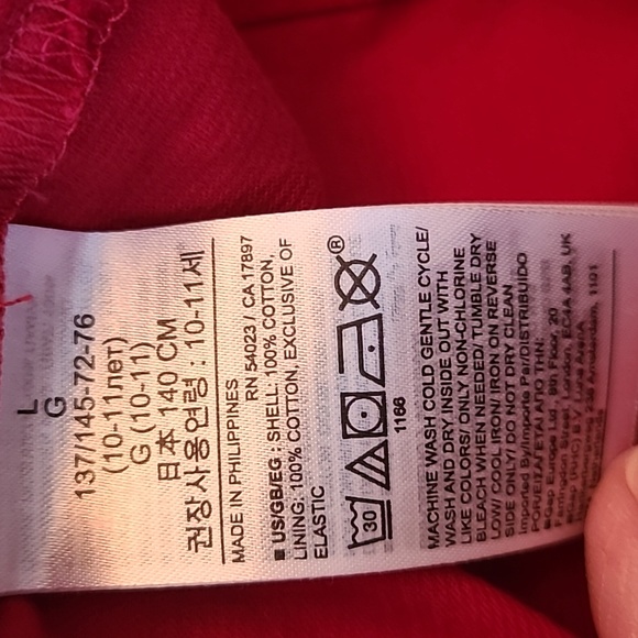 Gap Kids beautiful red, fine wale corduroy dress. Size large (10-11). - Picture 6 of 6